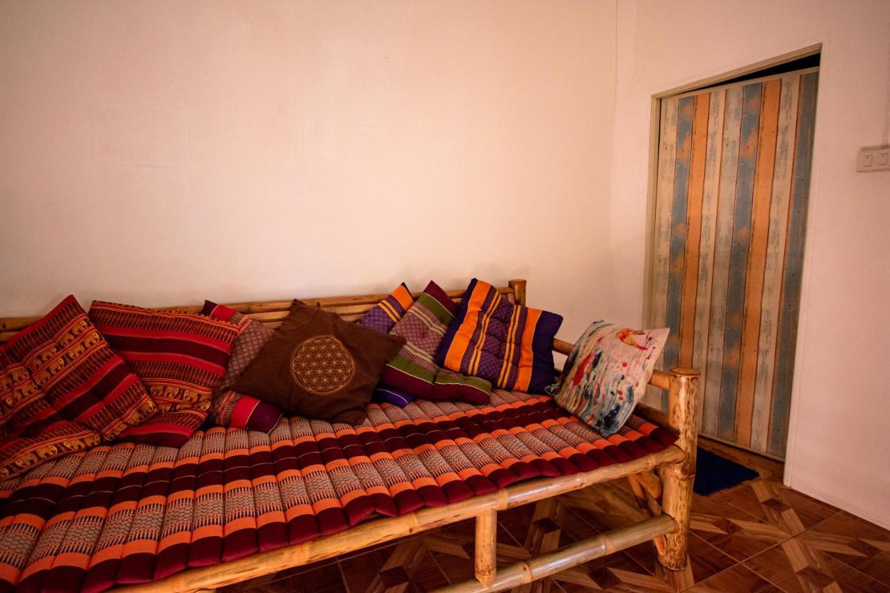 Hotel Colorful Hut à Ko Pha Ngan Extérieur photo